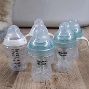 Tommy Tippee 5 Clear and Aqua Baby Bottles